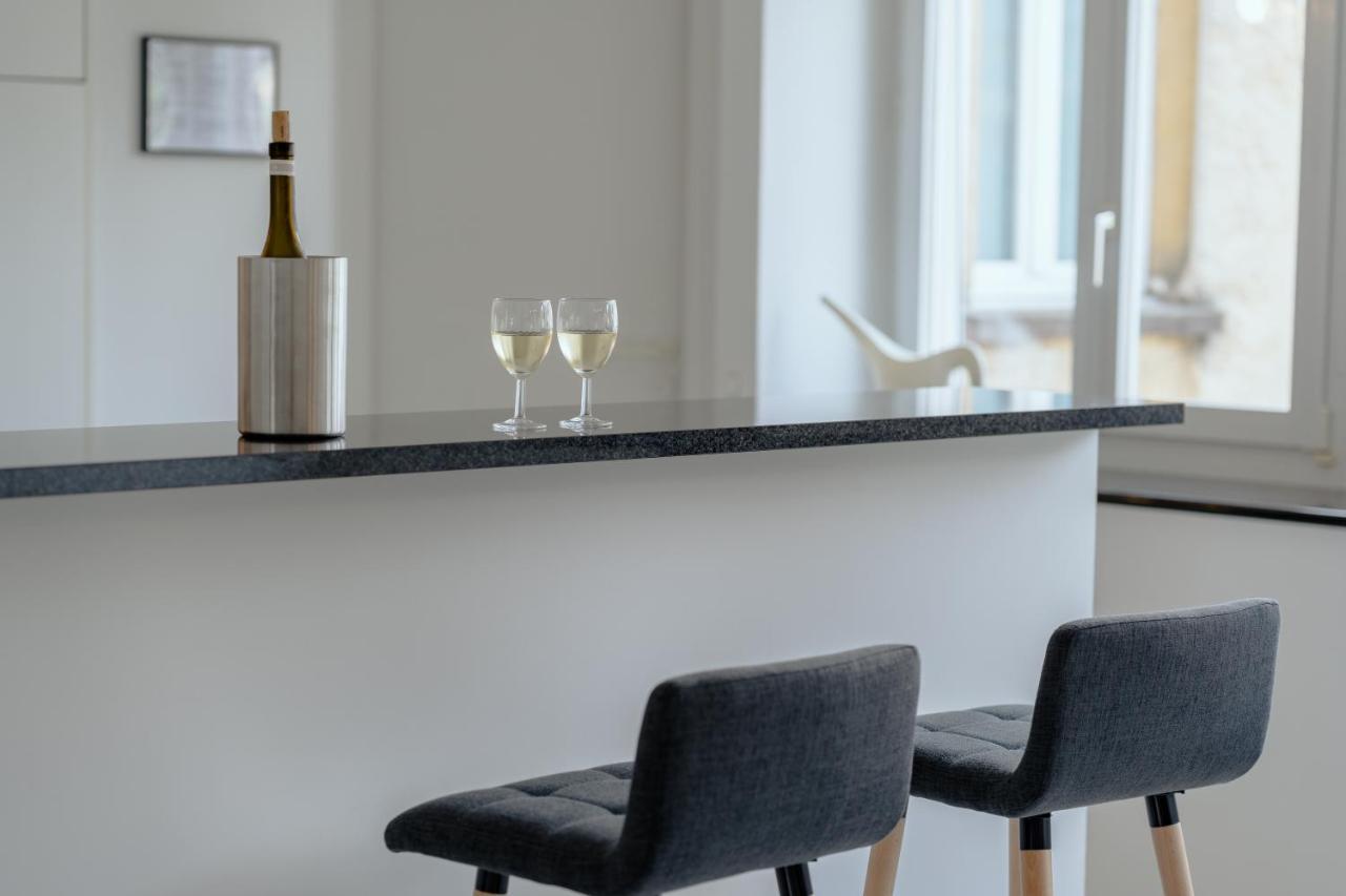 Apartment In The City Center With Free Parking Biel Kültér fotó