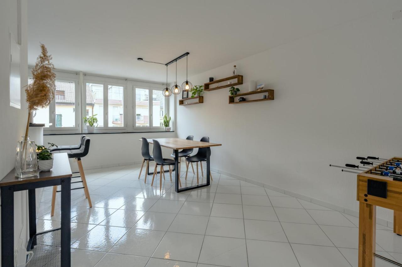 Apartment In The City Center With Free Parking Biel Kültér fotó