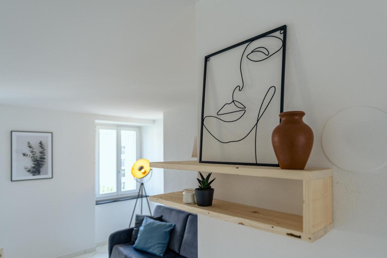 Apartment In The City Center With Free Parking Biel Kültér fotó